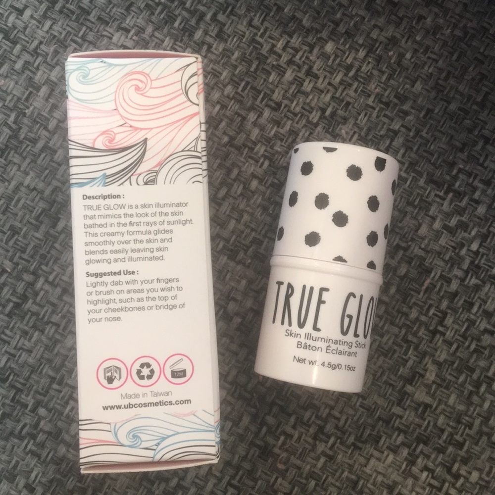 UB Cosmetics True Glow Skin Illuminating Stick - Picture 2 of 3